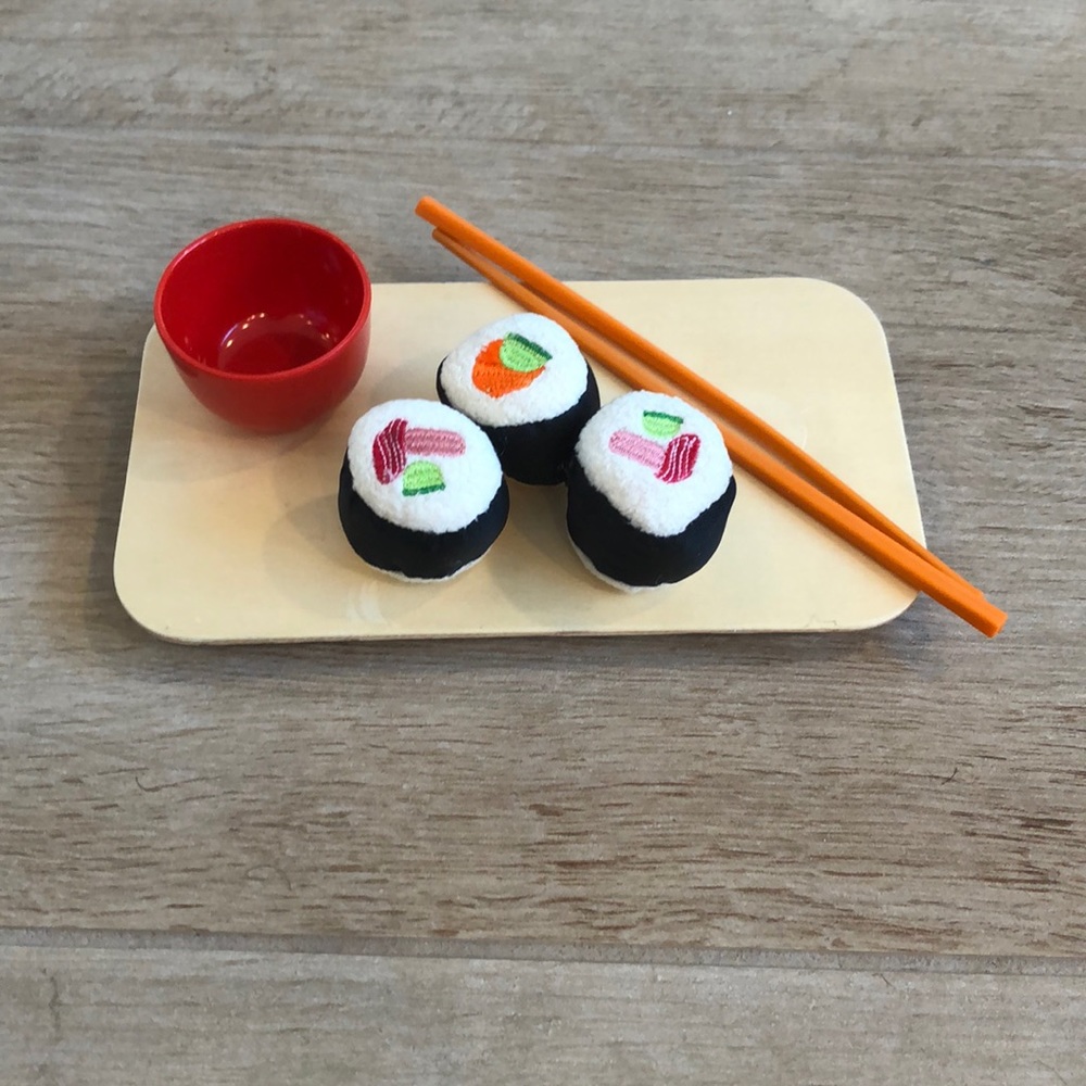 🔥SOLD🔥Toy sushi set - Picture 1 of 2